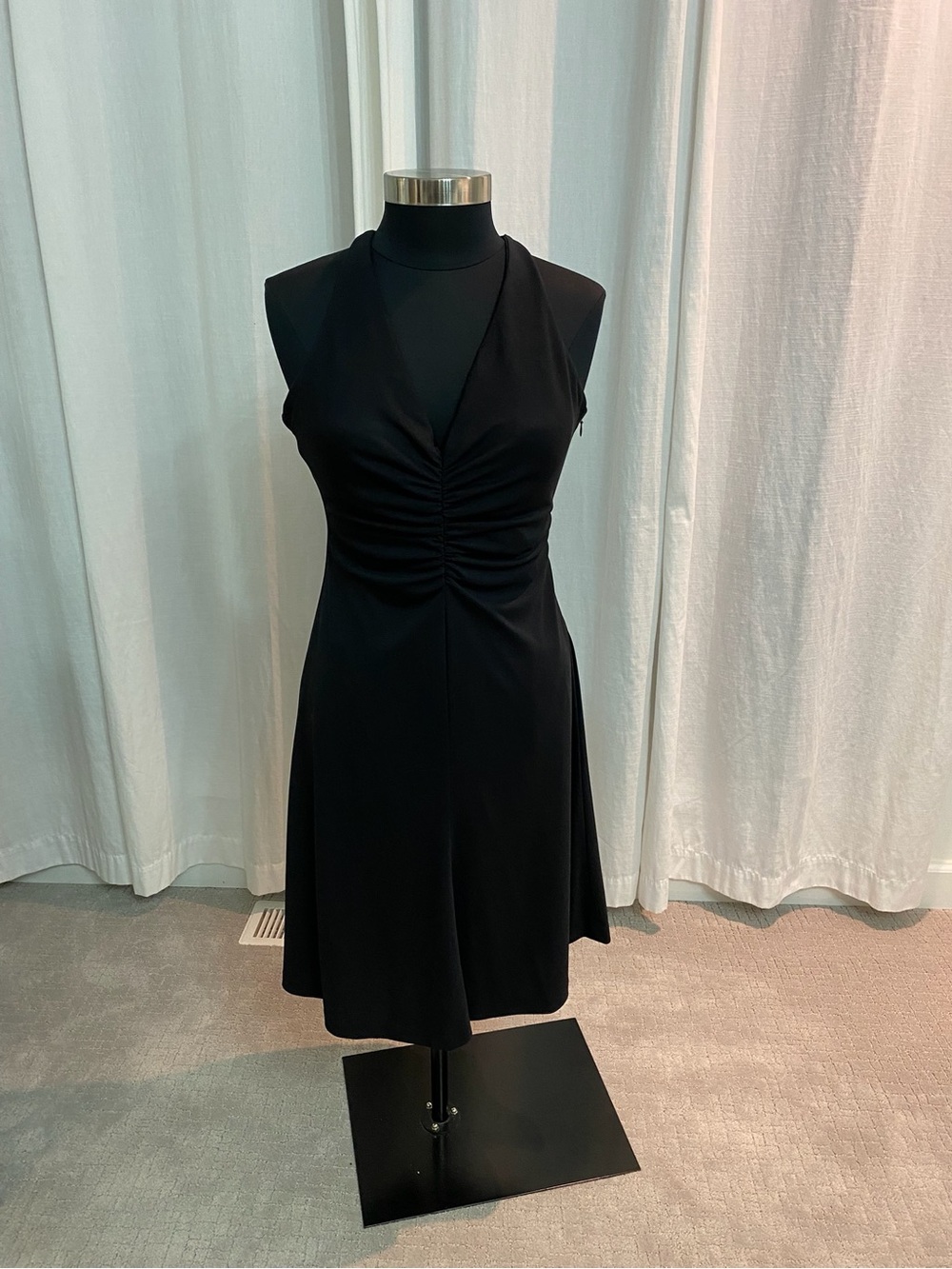 White House Black Market Black Sleeveless Ruched V-Neck Dress